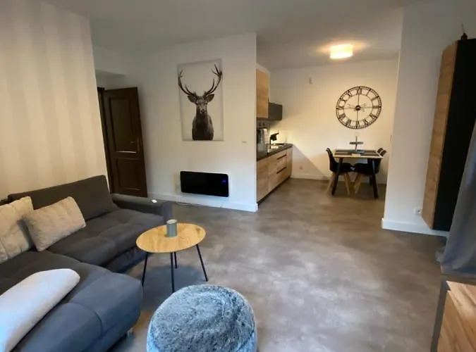 Helena - Helena 16 Apartman